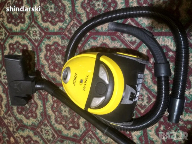 Прахосмукачка SANG, използвана, пълен комплект