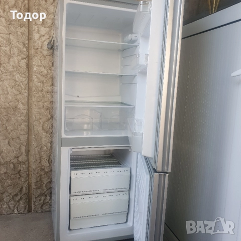 Хладилник , снимка 2 - Хладилници - 51692879