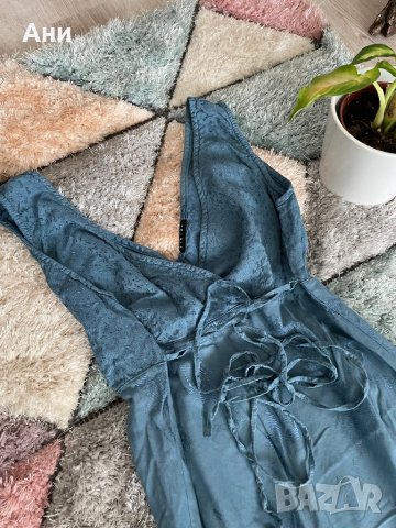 Рокля Sisley, снимка 2 - Рокли - 42357862