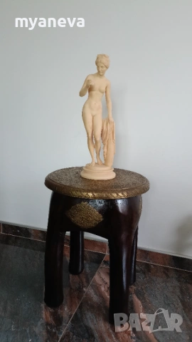 „Афродита с ябълка“ , богиня на любовта, красотата, удоволствието ., снимка 10 - Статуетки - 54221432