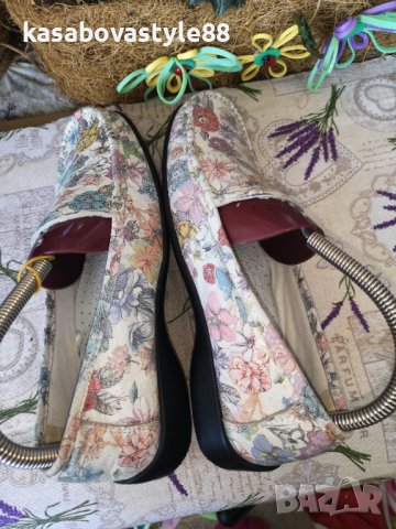 Обувки с флорални мотиви , снимка 7 - Дамски ежедневни обувки - 40333565