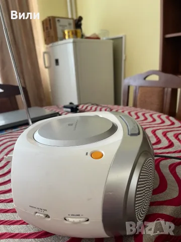 Радиокасетофон с CD Philips, снимка 6 - Радиокасетофони, транзистори - 56129527