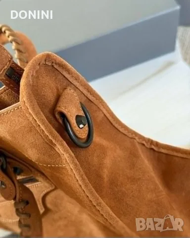 Balenciaga Дамска чанта, кожа, снимка 5 - Чанти - 56112499