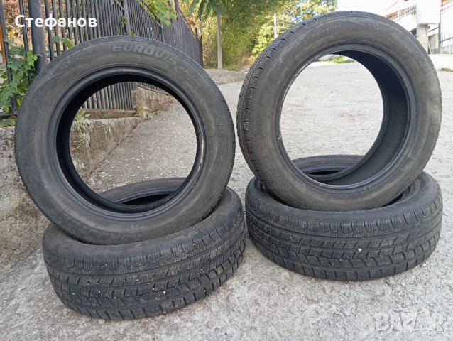 Зимни гуми ROADSTONE 205/55/16, снимка 1 - Гуми и джанти - 42518213