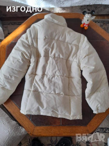 10€ МНОГО ХУБАВО ЯКЕ СТАВА И НА ЕЛЕК ИМА И КАЧУЛКА, снимка 2 - Якета - 53293672