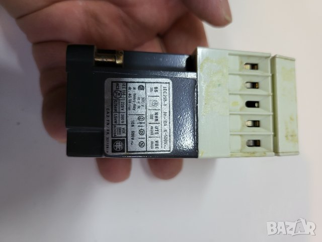 контактор  захранване 24 волта право два нормално отворени и два нормално затворени контакта , снимка 3 - Друга електроника - 28401692