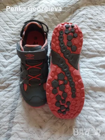 НОВИ на UMBRO-39,стелка 25,5 см, снимка 3 - Сандали - 50244172