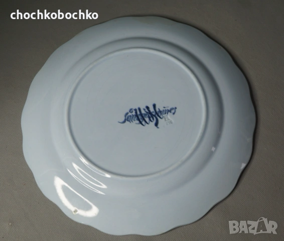 1900 година Sarreguemines Френска Керамична чиния с монограм, снимка 4 - Антикварни и старинни предмети - 53185054