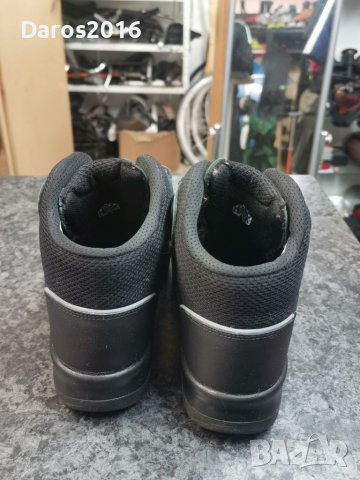 Страхотни обувки Haix с метално бомбе 39 номер , снимка 4 - Дамски боти - 38193746