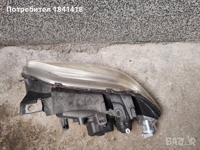 Десен фар Ситроен Ксара, снимка 3 - Части - 54363853