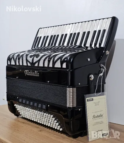 Висок клас италијански акордеон Fisitalia , снимка 5 - Акордеони - 48021782