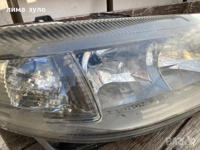 Десен фар за Рено лагуна2, снимка 5 - Части - 43004611