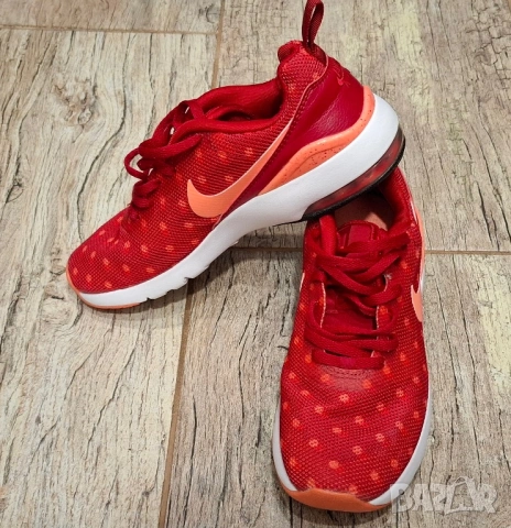 NIKE AIR MAX Дамски маратонки-номер 39, снимка 2 - Маратонки - 45242628