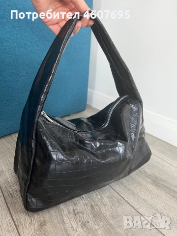 Дамска чанта H&M 