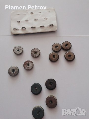 Военни копчета , снимка 7 - Антикварни и старинни предмети - 39160901