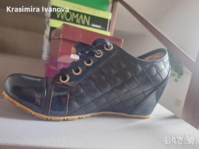 обувки син лак и еко кожа 