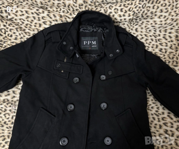 Мъжко черно палто размер М 48 , черно палто размер 48 М , черно мъжко палто М размер