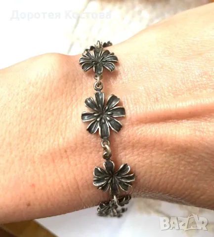 ТОКАШ красива сребърна гривна с цветя и печати 925, снимка 5 - Антикварни и старинни предмети - 50436392