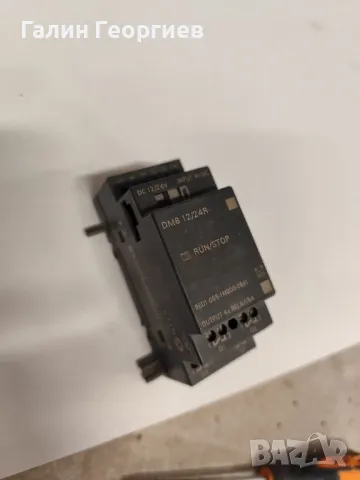 Siemens LOGO! DM8 12/24R модул за разширяване, снимка 2 - Друга електроника - 48987020