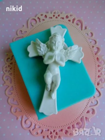 Ангел върху Кръст силиконов молд форма декорация фондан шоколад гипс, снимка 1 - Форми - 29258663
