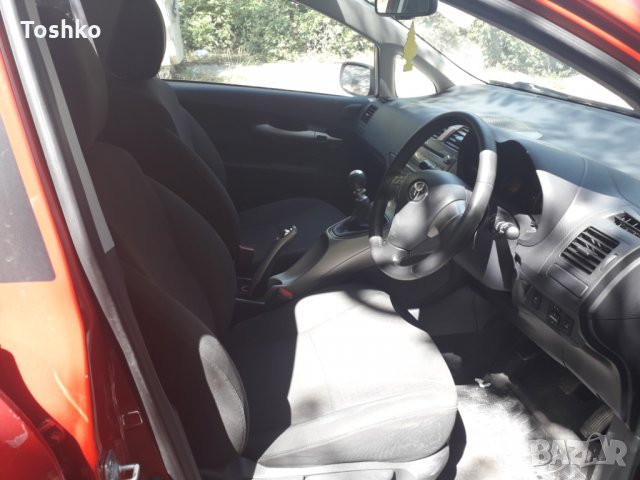 Toyota Auris на части, снимка 6 - Автомобили и джипове - 29899443