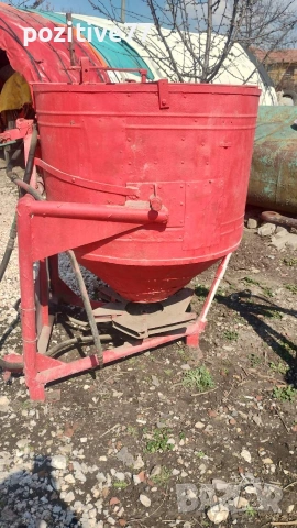 Торачка за трактор Хидравлична 500 литра