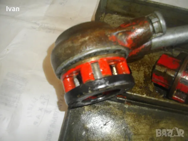 VIRAX ФРЕНСКА ВИНТОНАРЕЗКА ВИНТОРЕЗ ПЛАШКА ПАФТА ЗА НАПРАВА НА РЕЗБИ НА МЕТАЛНИ ВОДОПРОВОДНИ ТРЪБИ, снимка 15 - Други инструменти - 48268645