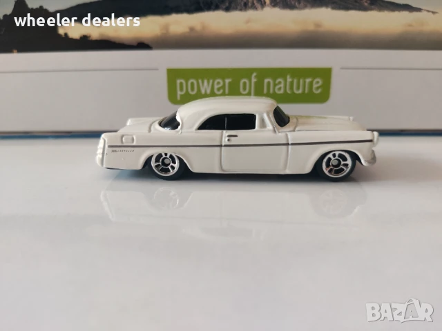 Метална количка Maisto Chrysler 1956 300B, снимка 6 - Колекции - 50835641