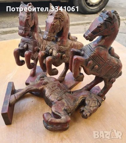 Стари декоративни фигури 