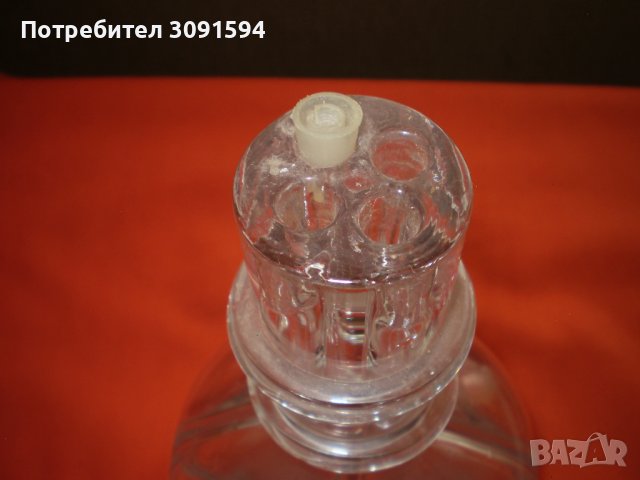 Винтидж голяма кристална бутилка за алкохол раздерена за 4  напиткинапитки, снимка 3 - Антикварни и старинни предмети - 42319421