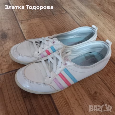 Дамски обувки Adidas , снимка 4 - Дамски ежедневни обувки - 42446719
