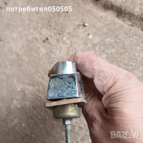 Предна Дръжка от Вартбург 353, снимка 3 - Автомобили и джипове - 49124863