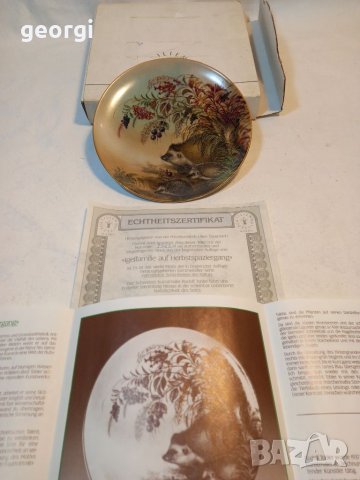 Декоративна порцеланова чиния таралежи , снимка 2 - Колекции - 38268556