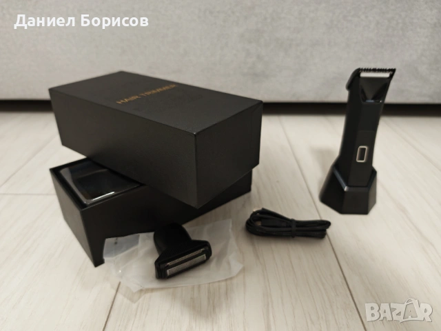 Мултифункционален тример за тяло и лице с керамично острие и стойка