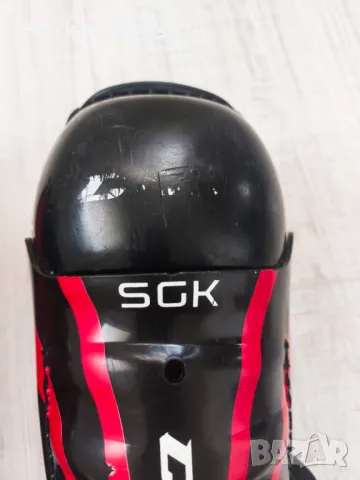 Хокейни протектори за крака CCM SGK, снимка 2 - Зимни спортове - 48920649