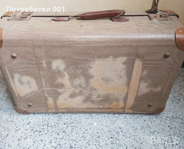 Стар дървен куфар, снимка 4 - Антикварни и старинни предмети - 50716743