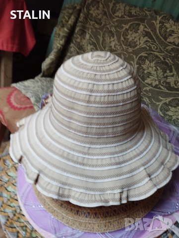 дамски капели., снимка 13 - Шапки - 13802455