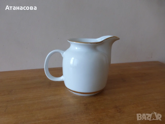 Българска порцеланова каничка за мляко латиера , снимка 2 - Аксесоари за кухня - 53049293