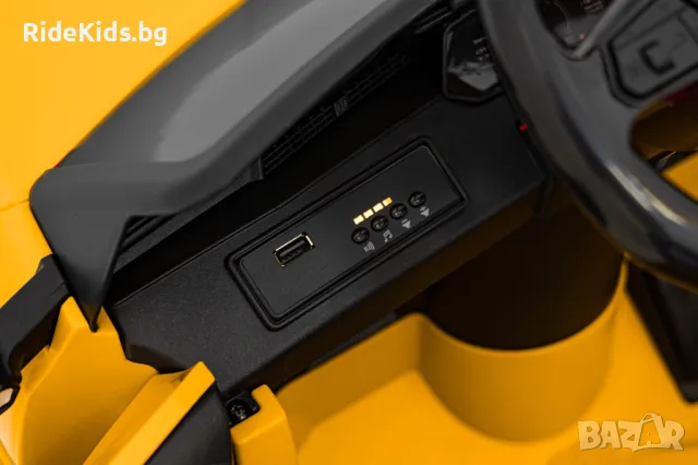 Audi SQ8 12V – Детски акумулаторен джип, Жълт, EVA гуми, снимка 9 - Детски велосипеди, триколки и коли - 50418582