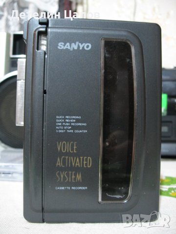 Записващ Walkman диктофон марка Sanyo, модел: M1118, снимка 1 - Аудиосистеми - 44343888