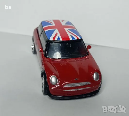 Welly 52069 Mini Cooper 1:60, снимка 3 - Колекции - 47384891