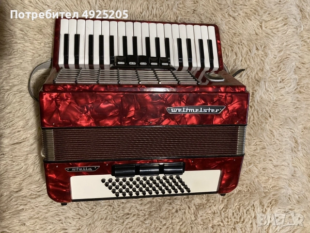 Акордеон Weltmaister Stella 60 баса с куфар, снимка 4 - Акордеони - 55742522