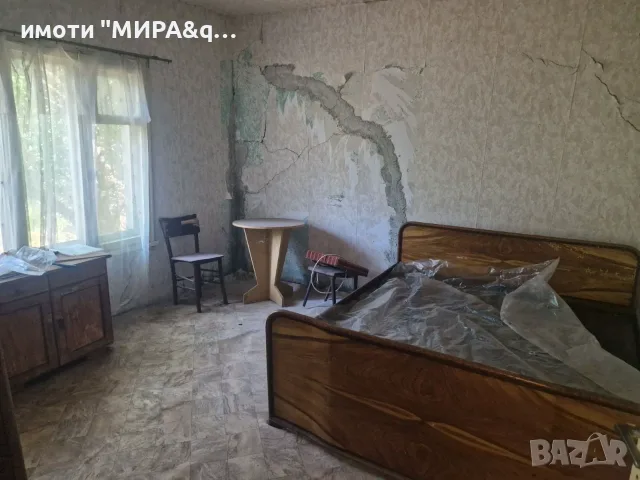 Къща с двор в с. Горски Извор, област Хасково, снимка 12 - Къщи - 55788191