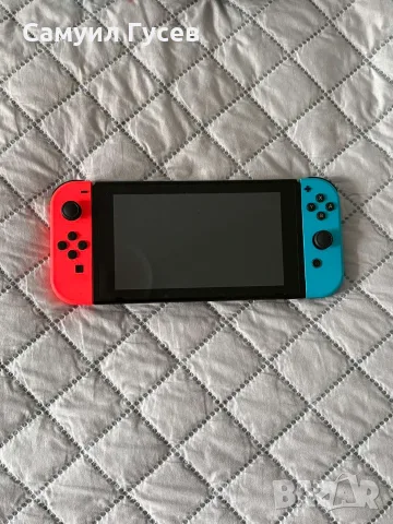 Nintendo Switch + допълнителени контролери + игри + аксесоари, снимка 2 - Nintendo конзоли - 55709831