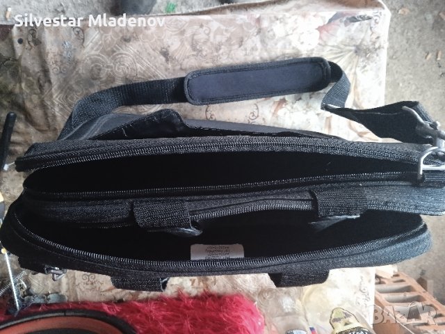 Чанта за лаптоп HP 15.6", снимка 3 - Лаптоп аксесоари - 44585350