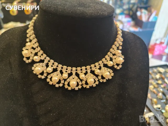 Комплект обеци и колие , снимка 1