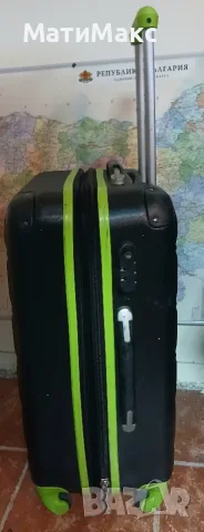 Куфар голям твърд с дръжка на колела, снимка 4 - Куфари - 56067622