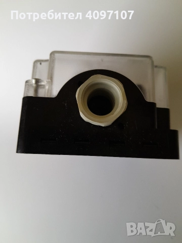 Пресостат за въздух  JOHNSON CONTROLS, снимка 3 - Други машини и части - 52987164