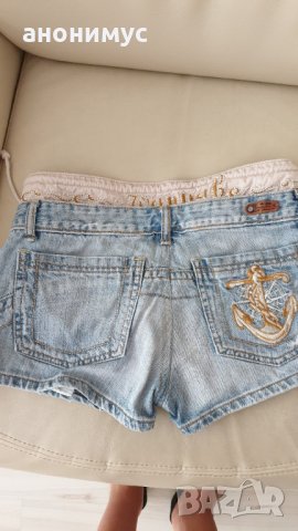 Къси панталонки 