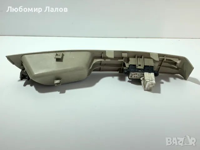 Дръжка дясна врата копче управление стъкла Nissan Micra K12, снимка 2 - Части - 49975867